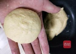 奶香玉米面贴饼子(粗粮)的做法图解8