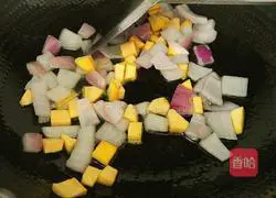 Illustration of how to make fried broccoli with potatoes, sweet potatoes and sweet potatoes 7