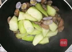 丝瓜炒花蛤的做法图解3
