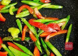 芦笋炒鸡蛋的做法图解8