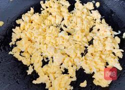 素菜合子的做法图解3