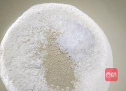 豆沙发面饼的做法图解1