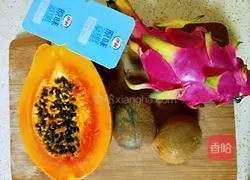 Illustration of how to make Yogurt Fruit Salad 1