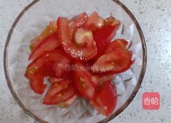 番茄金针菇汤的做法图解2