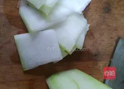 Illustration of how to make low-oil and low-fat shrimp skin and winter melon soup 1