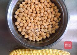 甜玉米鹰嘴豆糊的做法图解1