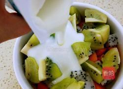 谷物水果酸奶的做法图解10