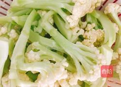 茄汁花菜的做法图解1