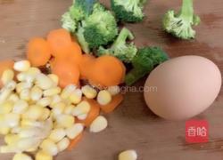 鸡肉爱上蔬食的做法图解1