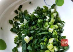 虾滑莼菜汤的做法图解3