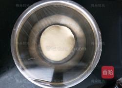 花朵豆沙面包的做法图解7