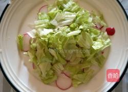 蔬菜鸡蛋火腿片沙拉的做法图解2