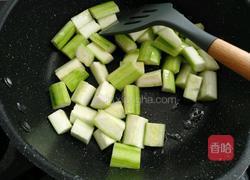 鸭血丝瓜汤的做法图解7