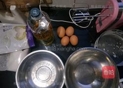 可可旋风蛋糕卷的做法图解1