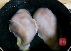 鸡汤丝瓜的做法图解2