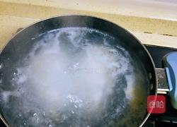 鸡汤丝瓜的做法图解4