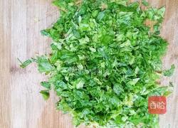 芹菜叶鸡蛋饼的做法图解2