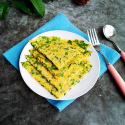 芹菜叶鸡蛋饼的做法[图]