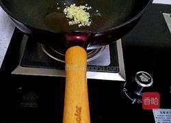 蒜蓉白灼生菜的做法图解6