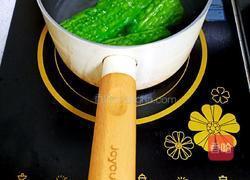 香蕉苦瓜卷的做法图解3
