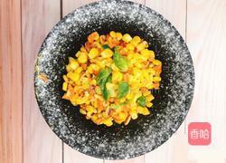 五彩炒松子的做法图解9