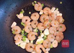 虾仁三丁的做法图解7