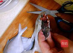 清蒸鲳鱼的做法图解3