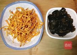 虫草花拌木耳的做法图解2