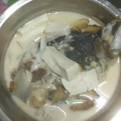 鱼头豆腐汤的做法[图]