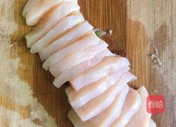 泡椒蒸鸡片的做法图解3