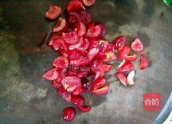 樱桃麦片酸奶杯的做法图解4