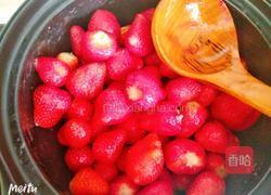 草莓酱的诱惑的做法图解3