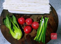 清汤挂面#跑马标准早餐#的做法图解1