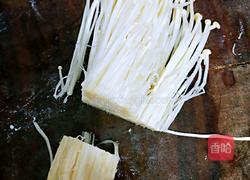 金针菇番茄豆腐汤的做法图解3