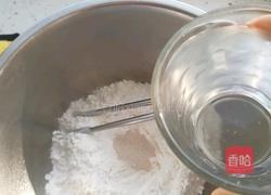 奶酪豆沙饼的做法图解2