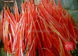 炝拌红萝卜的做法图解4