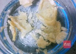 枸杞牛奶炖燕窝的做法图解2