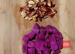 紫薯红枣银耳羹的做法图解3