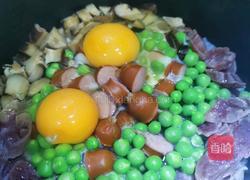 电饭锅腊肉饭的做法图解3