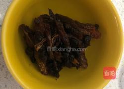 豆豉鲮鱼油麦菜的做法图解3