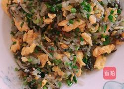 韭菜粉条鸡蛋包子的做法图解2