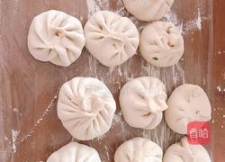 韭菜粉条鸡蛋包子的做法图解4
