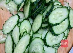 黄瓜炒鸡蛋的做法图解3