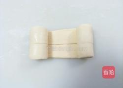 背带花卷的做法图解5