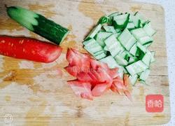 木耳炒黄瓜的做法图解3