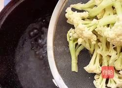 辣味菜花的做法图解6