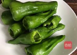青椒炒香菇的做法图解1