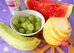 轻食水果沙拉的做法图解1
