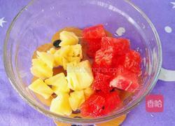 轻食水果沙拉的做法图解3