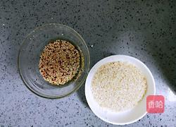 藜麦米粥的做法图解1